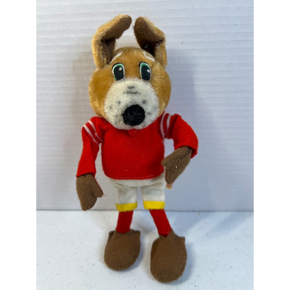 Vintage Fun Farm Dog Plush Mascot Red Jersey Number 7 Japan Stuffed Animal 9.5in